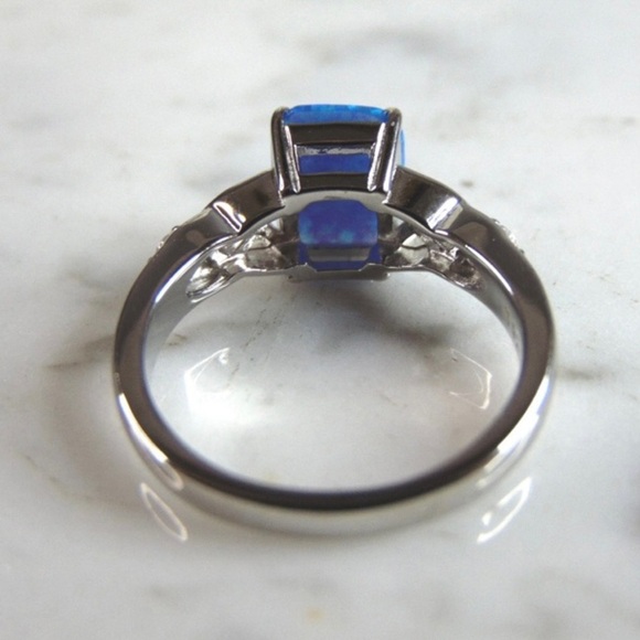 Womens Sterling Silver Modernist Opal Ring - Picture 3 of 5